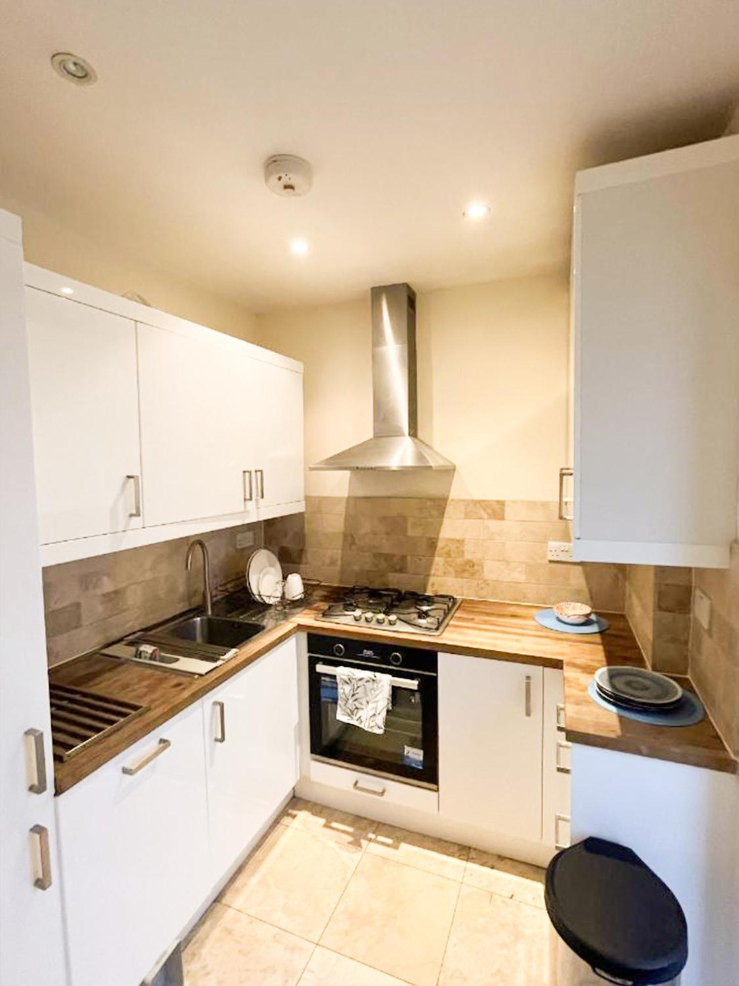 Apartment Moments From Hyde Park Londra Exterior foto