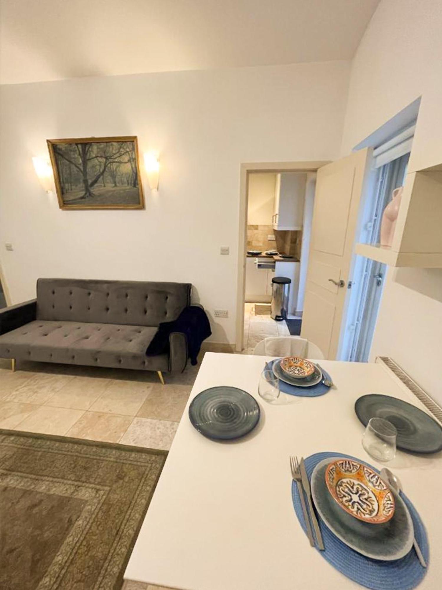 Apartment Moments From Hyde Park Londra Exterior foto